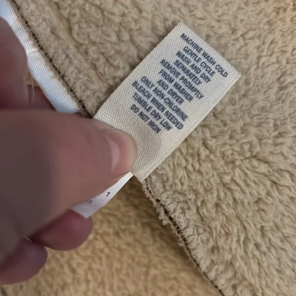 ⬇️ FINAL MARKDOWN! ⬇️ Old Navy Brown Button Up Jacket w/ White Trim - Size Med - Picture 6 of 6